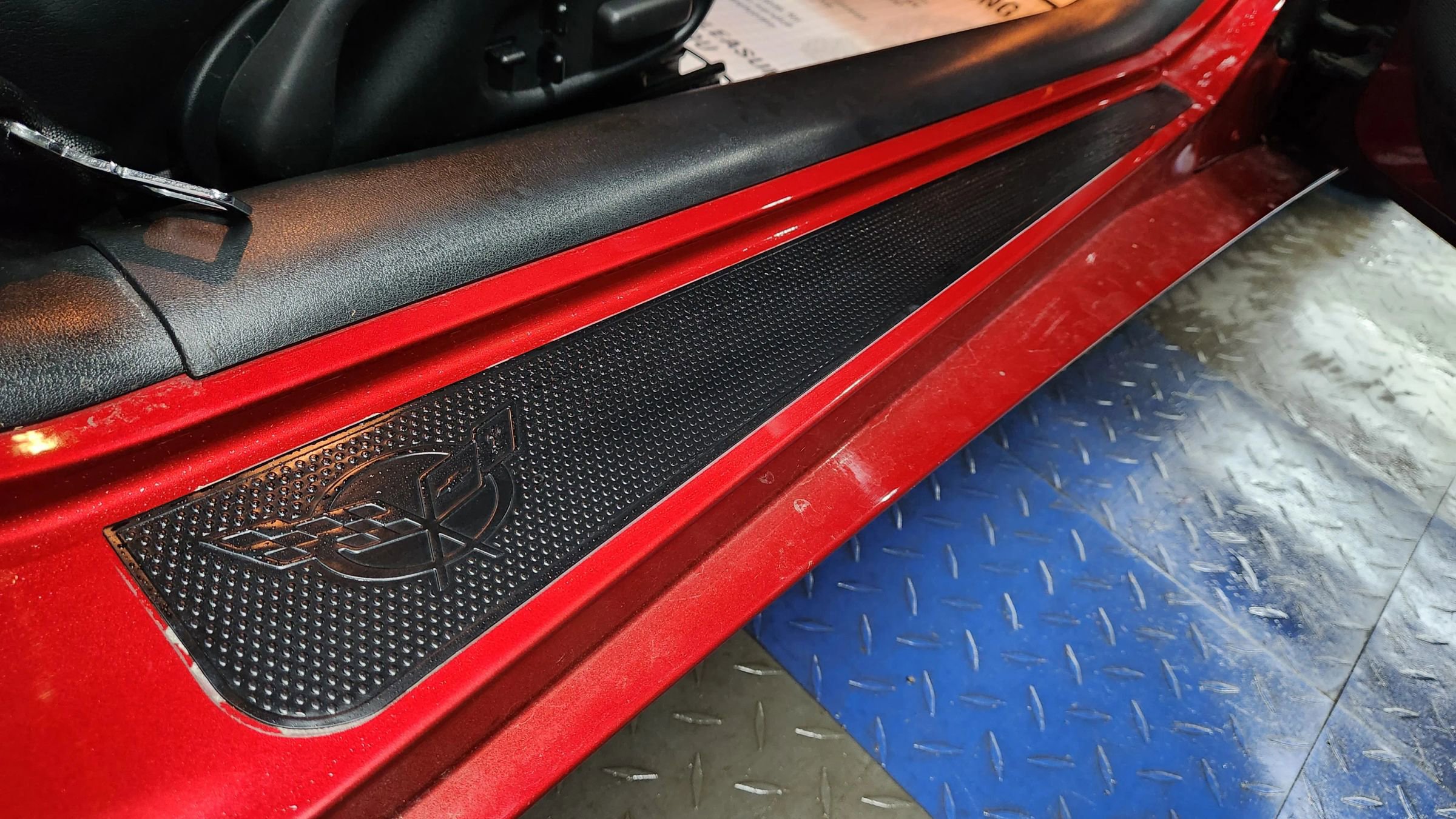 Used 2000 Chevrolet Corvette Coupe w/ Performance Handling Pkg image 21