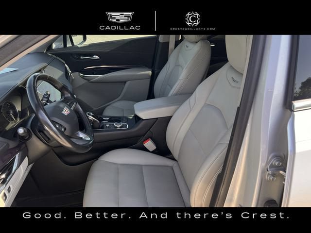 Used 2021 Cadillac XT4 Luxury w/ Cold Weather Package FWD image 21
