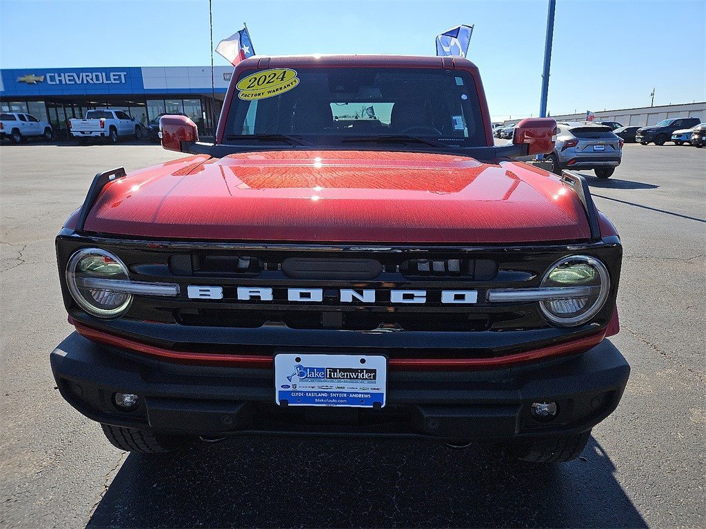 Used 2024 Ford Bronco Outer Banks image 11