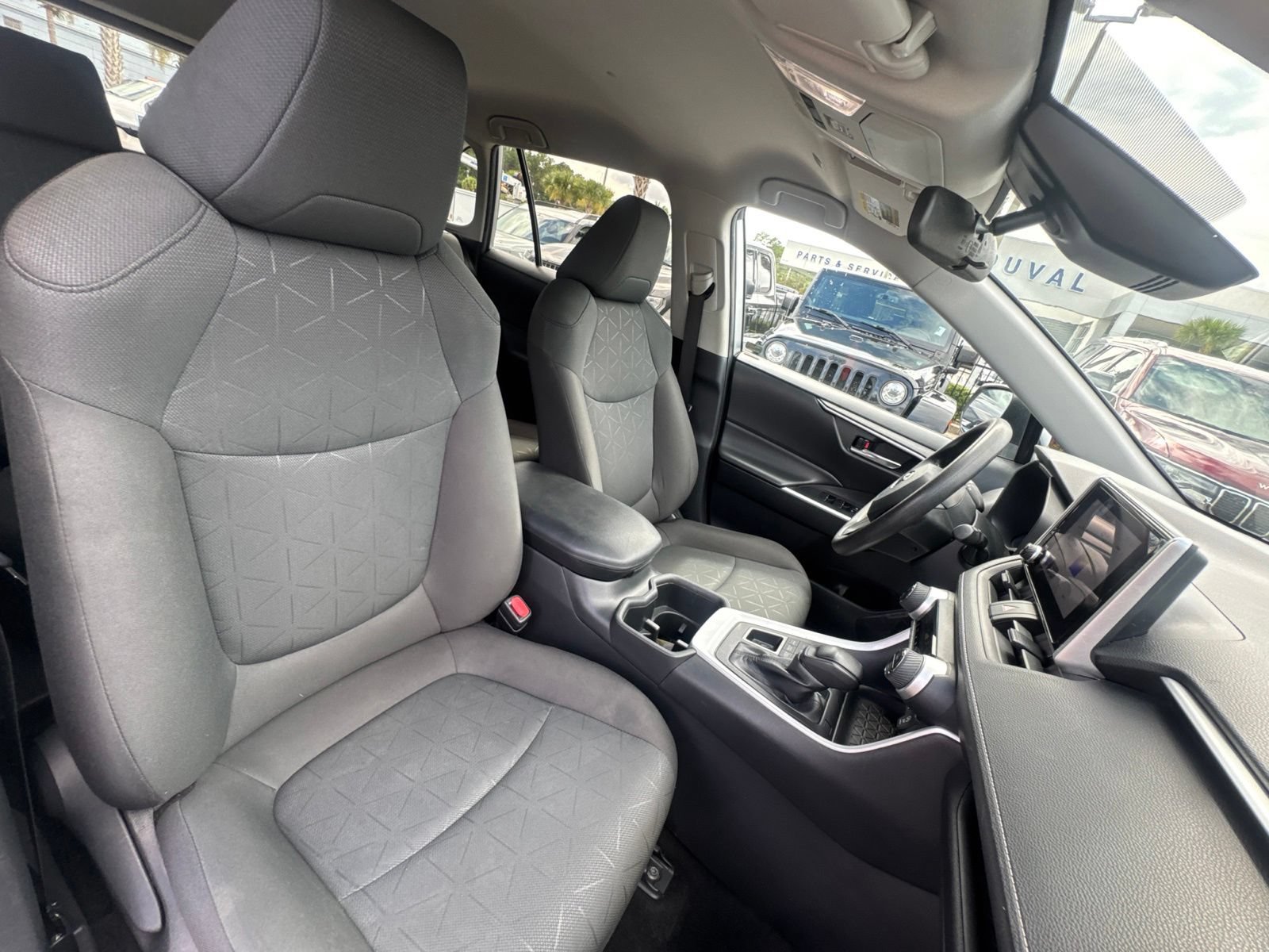 Used 2024 Toyota RAV4 XLE AWD/4WD image 16