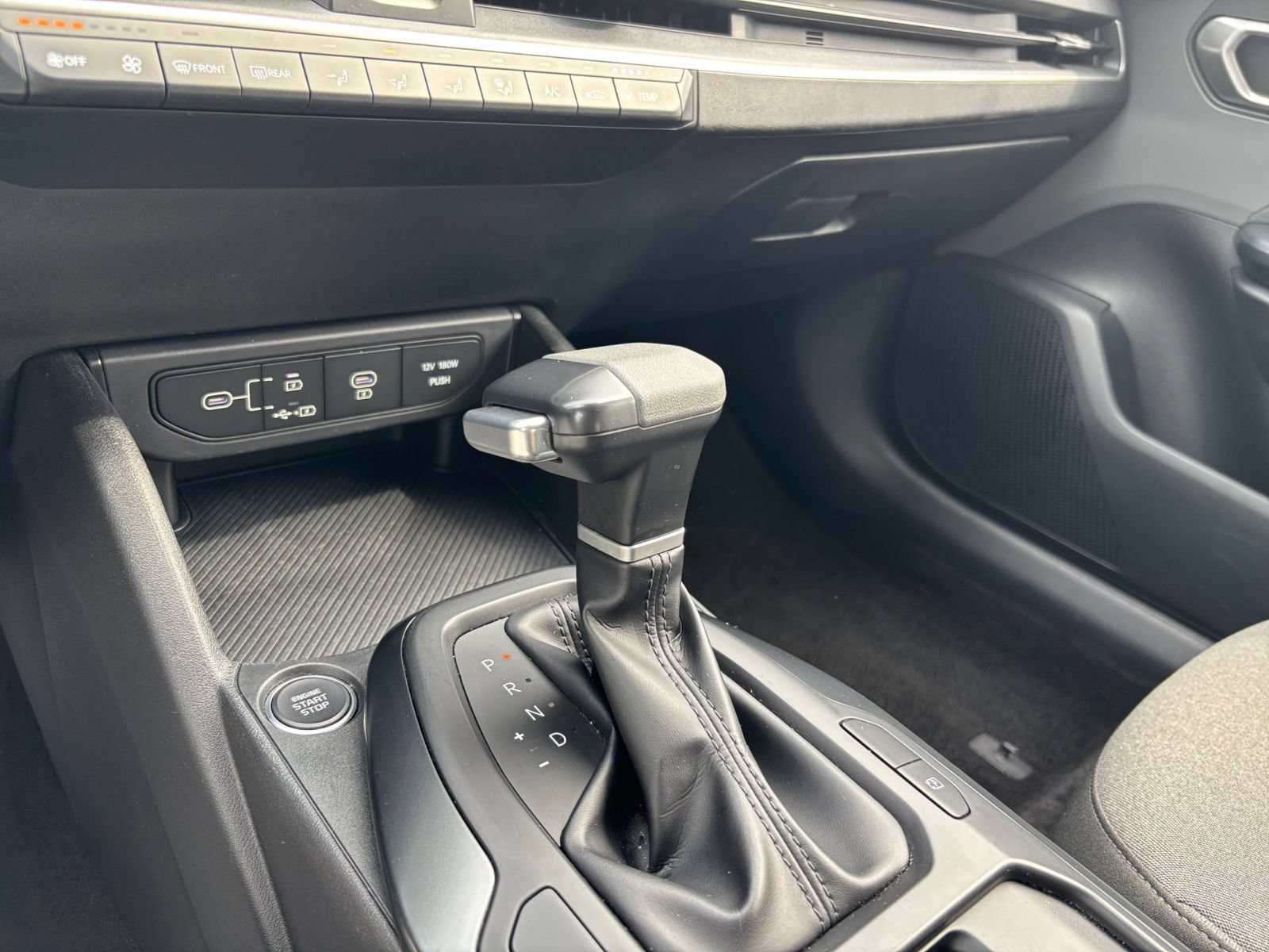 Used 2025 Kia K4 FWD image 38