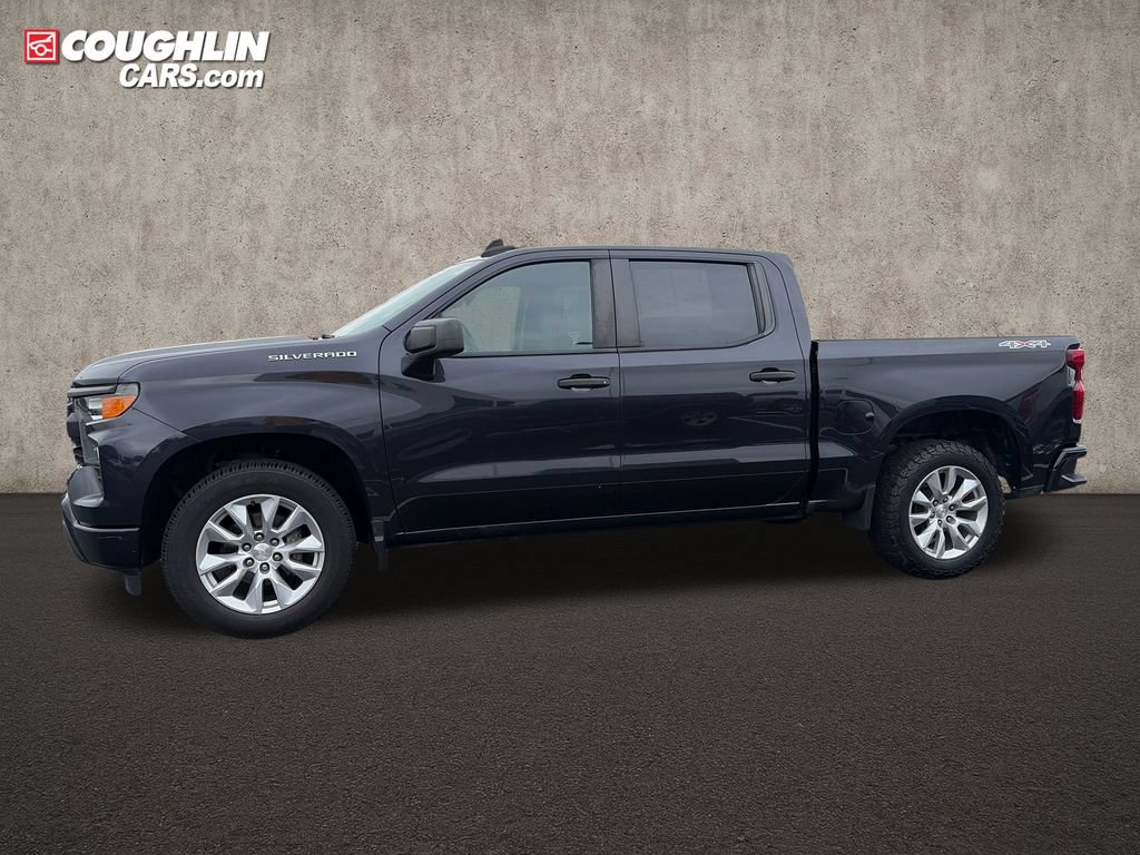Used 2023 Chevrolet Silverado 1500 Custom AWD/4WD image 4