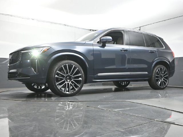 Used 2026 Volvo XC90 B6 Plus w/ Protection Package Premier AWD/4WD image 37