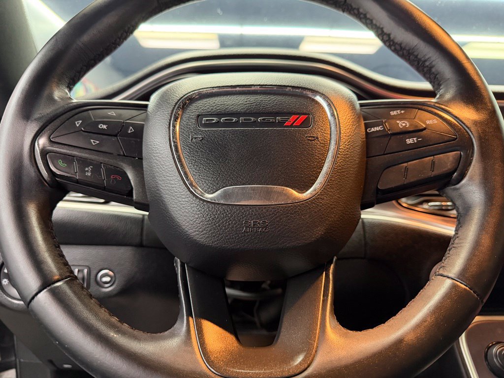 Used 2016 Dodge Challenger SXT RWD image 23