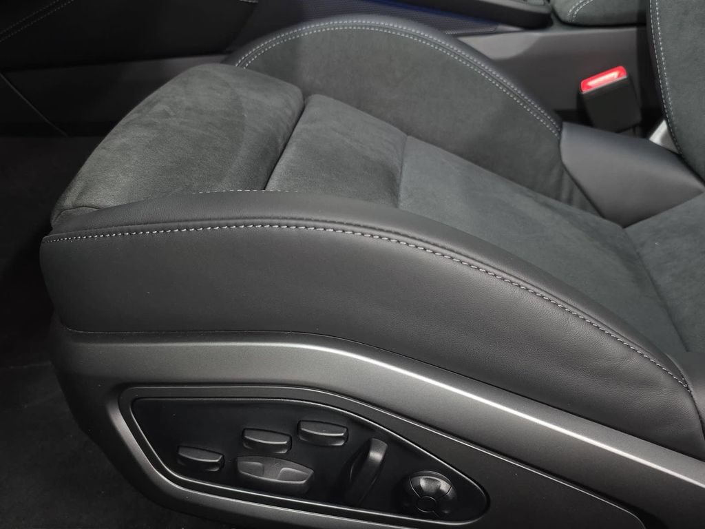 New 2026 Porsche 911 Carrera GTS RWD image 25