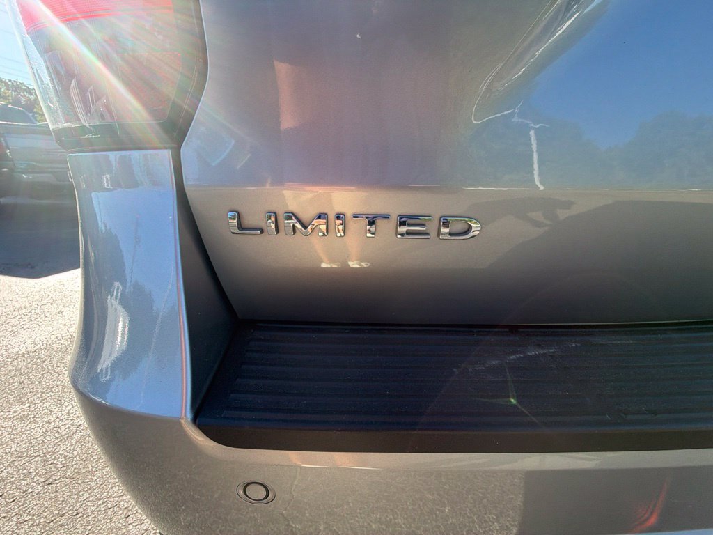 Used 2021 Ford Expedition Limited RWD image 11