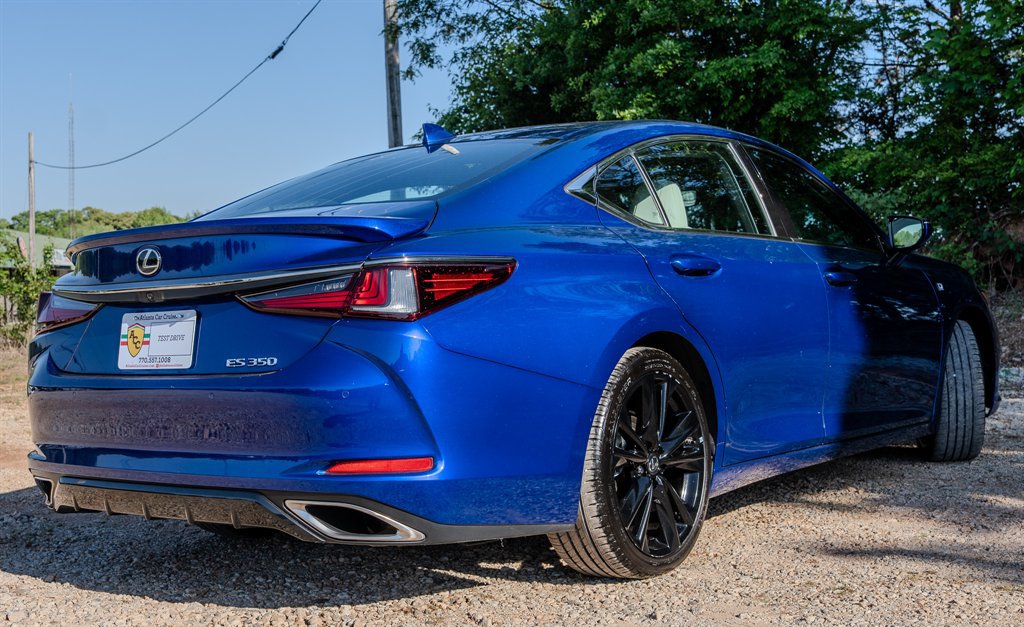 Used 2022 Lexus ES 350 F Sport w/ Accessory Package 2 FWD image 5
