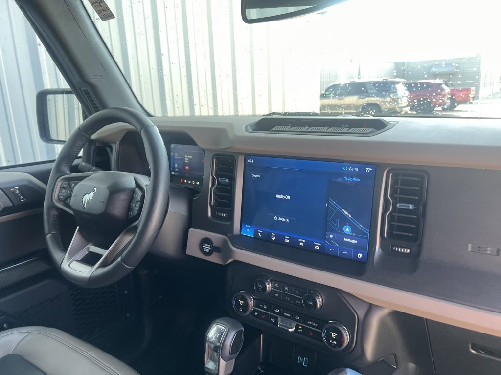 Used 2024 Ford Bronco Wildtrak image 42