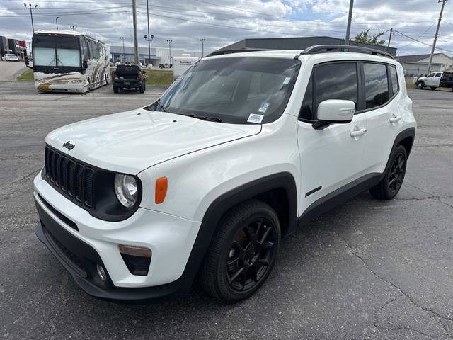 Used 2020 Jeep Renegade Altitude FWD image 3
