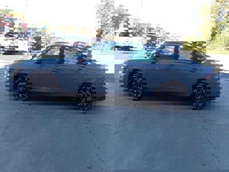 Used 2025 Honda Accord Sport image 8