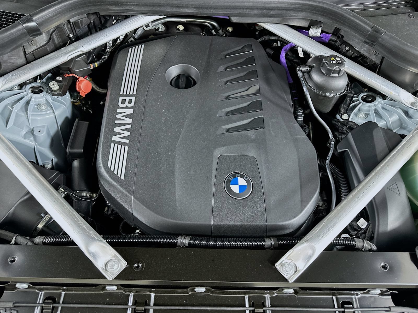 New 2026 BMW X5 xDrive40i w/ Executive Package AWD/4WD image 13