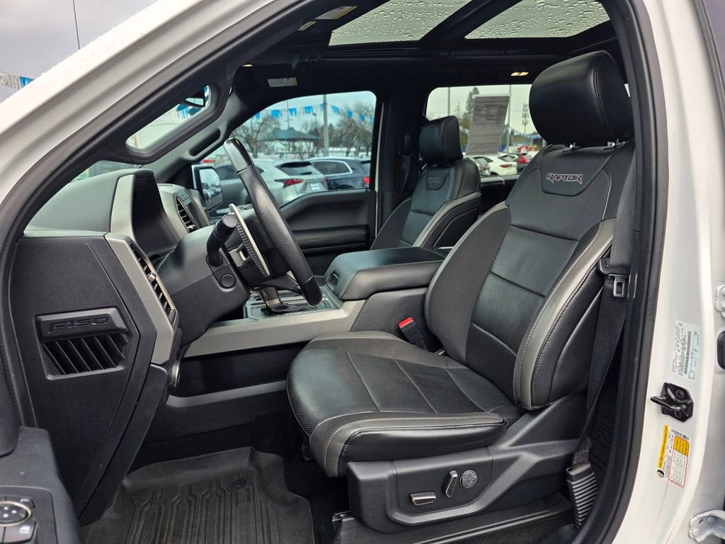 Used 2020 Ford F150 Raptor w/ Equipment Group 802A Luxury image 4