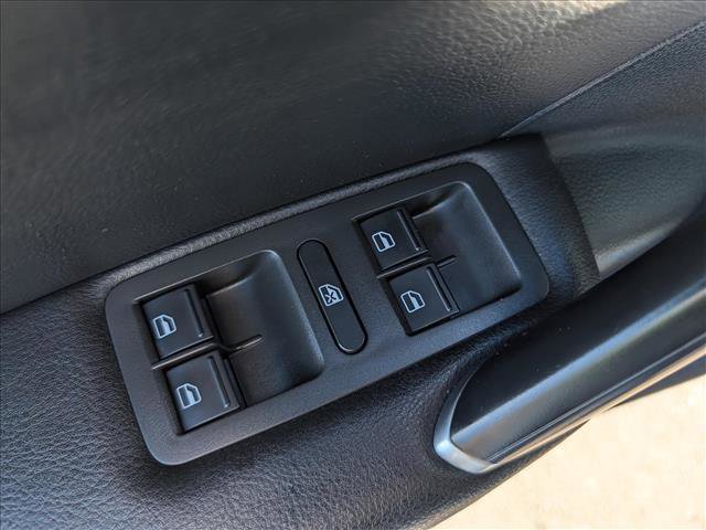 Used 2020 Volkswagen Passat 2.0T SEL image 29