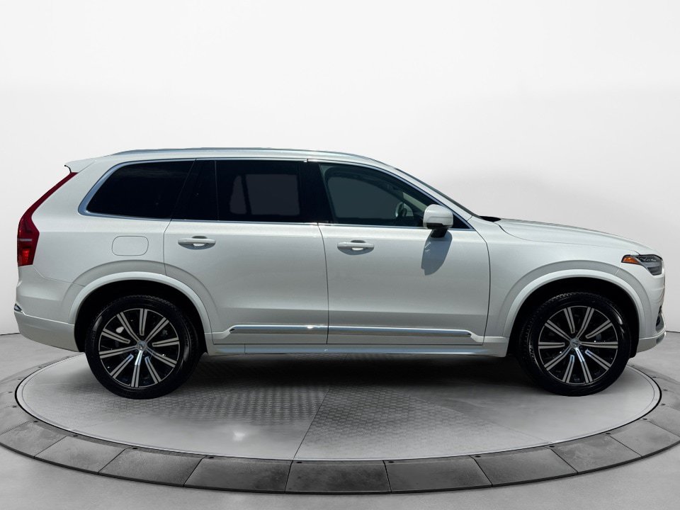 Certified 2025 Volvo XC90 B5 Core AWD/4WD image 8
