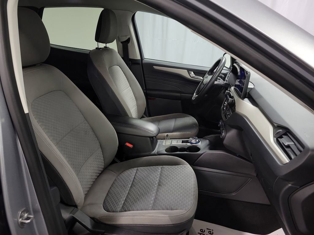 Used 2021 Ford Escape SE w/ Convenience Package image 26
