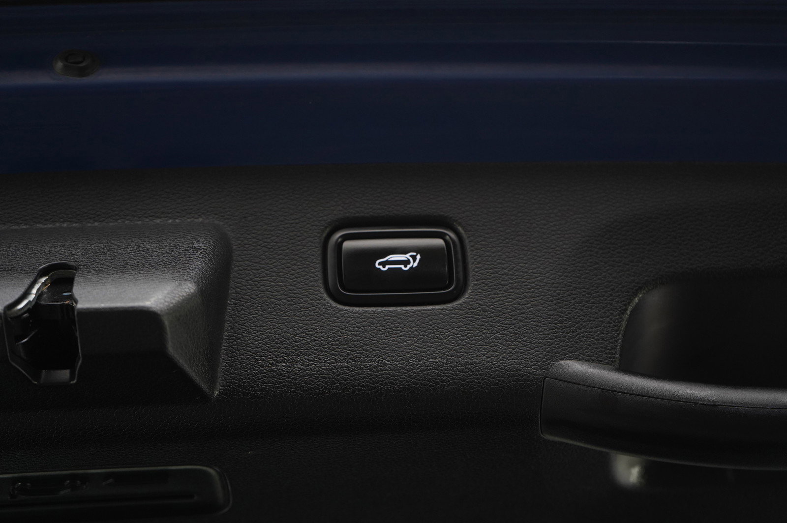 Used 2024 Kia Sportage X-Line w/ X-Line Premium Package image 18