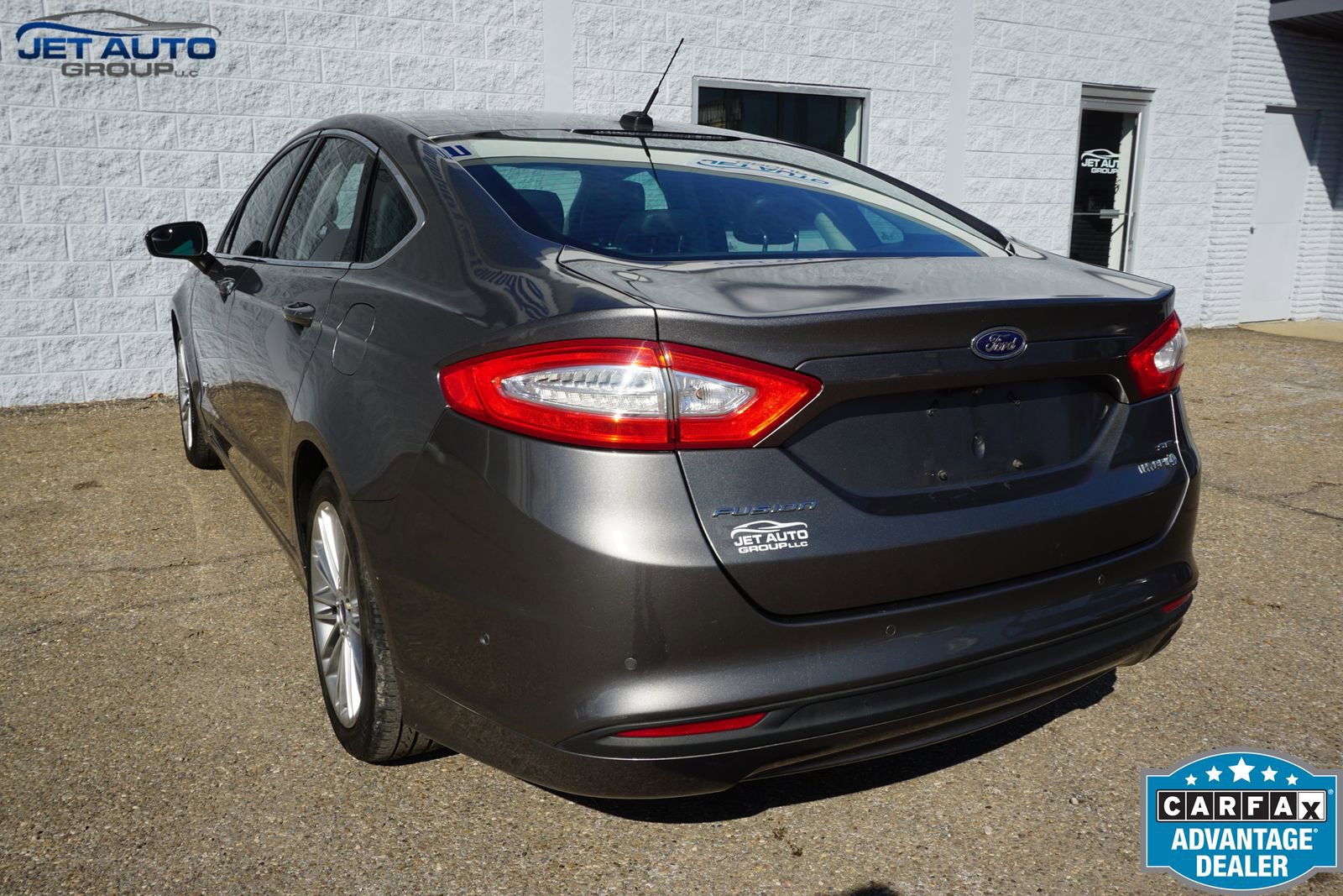 Used 2014 Ford Fusion SE w/ Equipment Group 502A image 9
