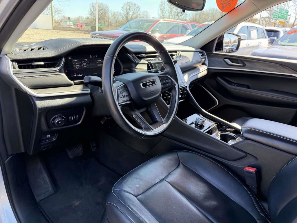 Used 2021 Jeep Grand Cherokee L Limited image 16