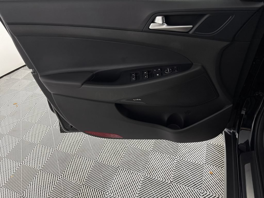 Used 2021 Hyundai Tucson Ultimate FWD image 12