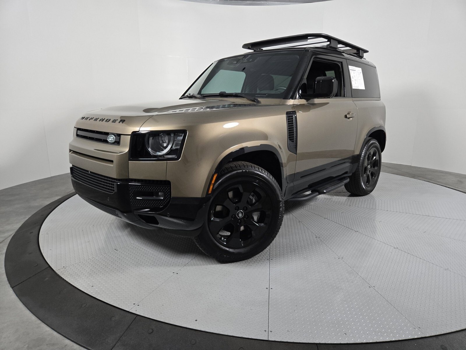 Used 2024 Land Rover Defender 90 X-Dynamic SE
