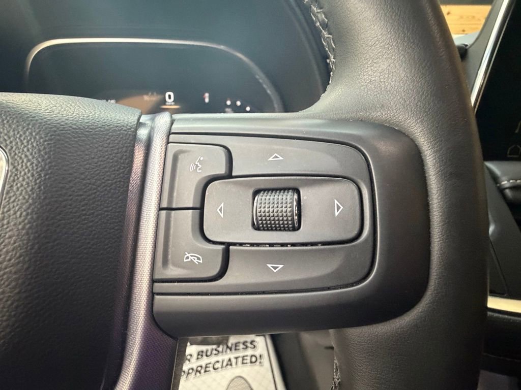 Used 2023 GMC Yukon SLT AWD/4WD image 24