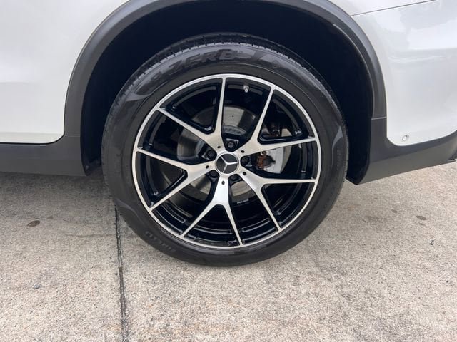 Used 2021 Mercedes-Benz GLC 43 AMG 4MATIC image 45