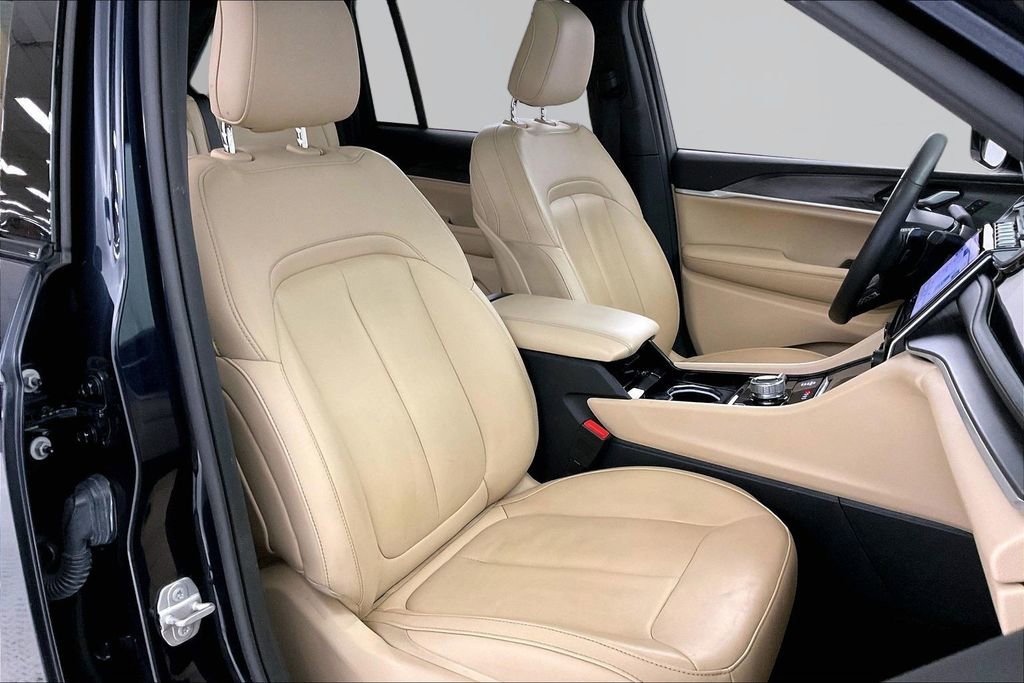 Used 2022 Jeep Grand Cherokee Limited 4xe image 24