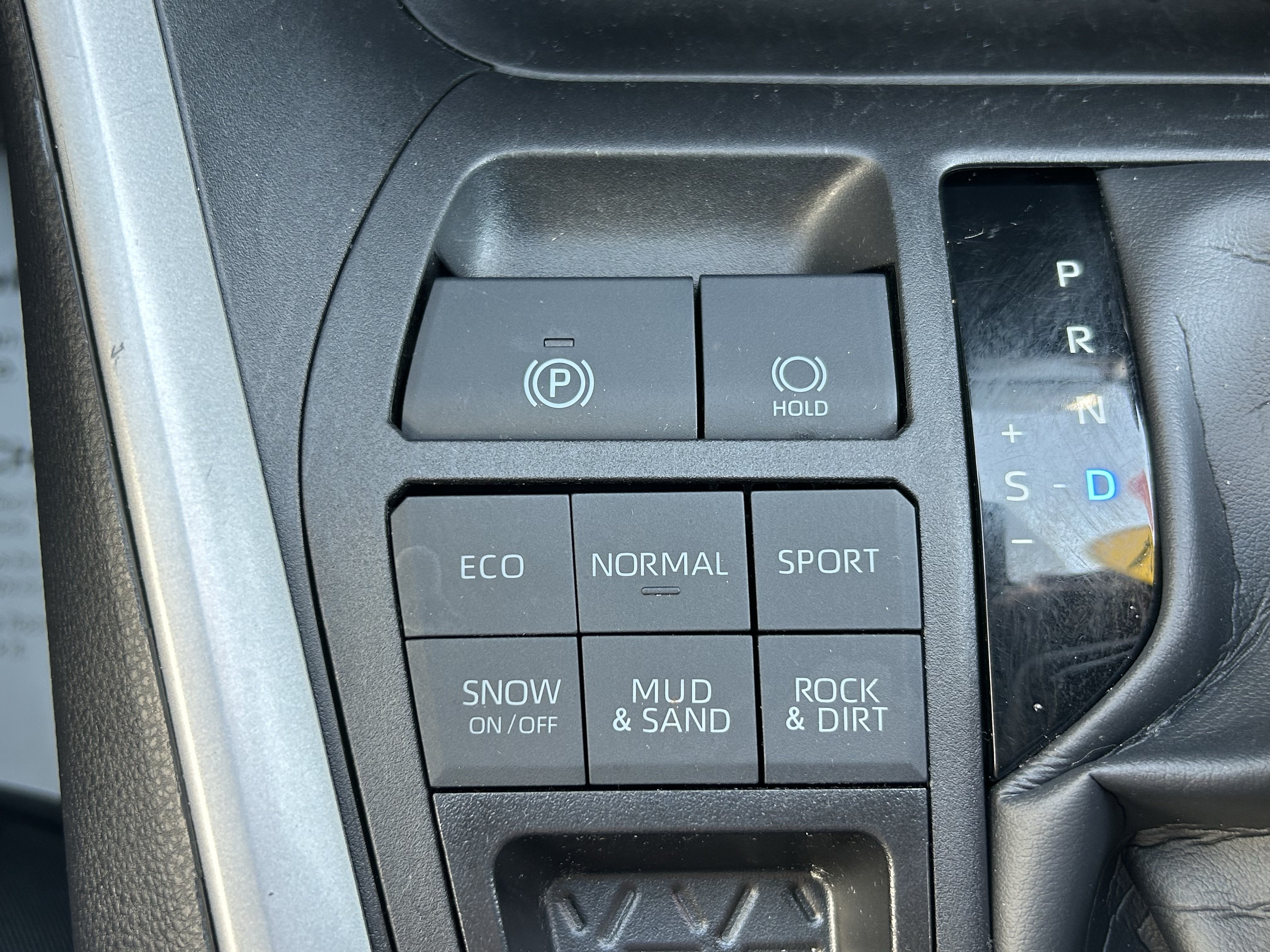 Certified 2024 Toyota RAV4 XLE w/ Convenience Package AWD/4WD image 33