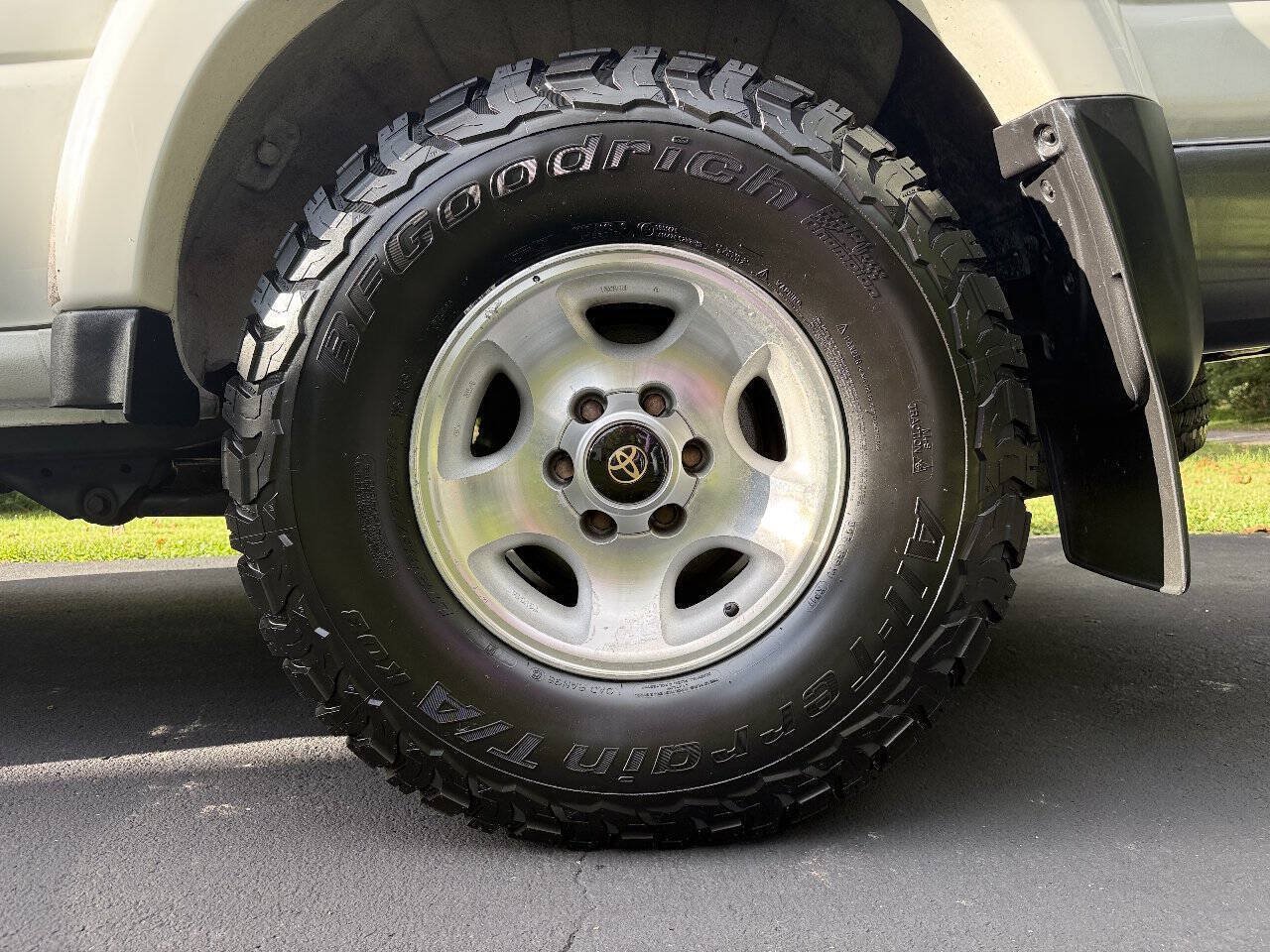 Used 1993 Toyota Land Cruiser AWD/4WD image 39