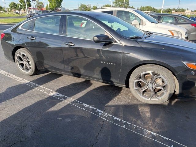 Used 2022 Chevrolet Malibu LT FWD image 10