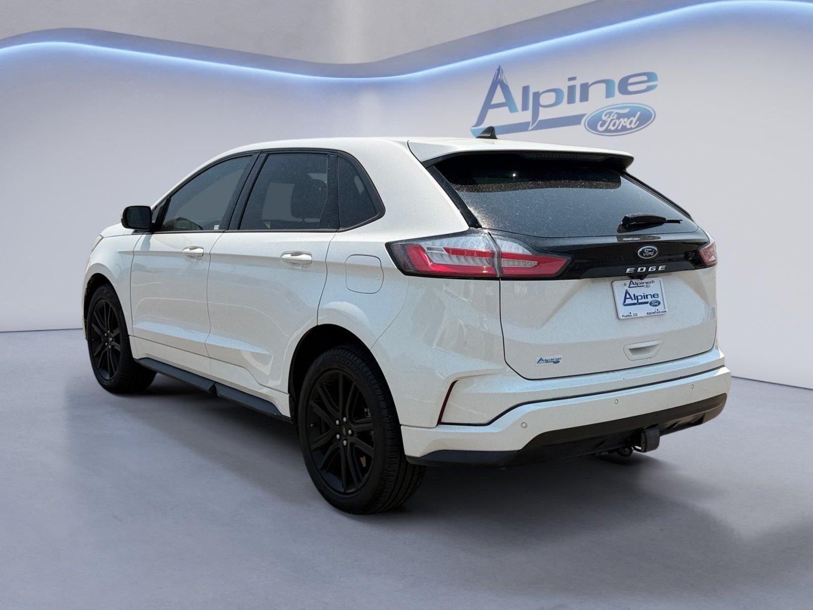 Certified 2023 Ford Edge ST-Line w/ Class II Trailer Tow Package AWD/4WD image 4