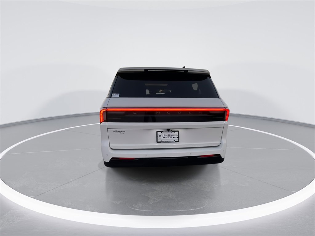 New 2025 Lincoln Navigator L Reserve image 7