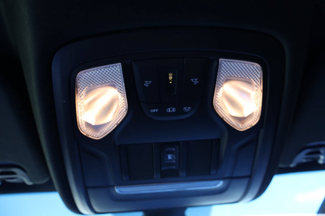 Used 2019 RAM 1500 Big Horn AWD/4WD image 34