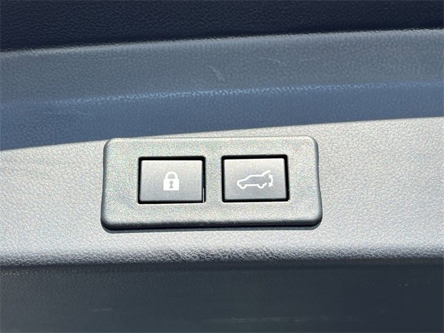 Used 2024 Subaru Ascent Premium w/ Convenience Package image 31