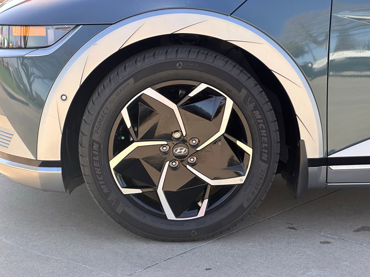 Used 2024 Hyundai Ioniq 5 Limited image 7