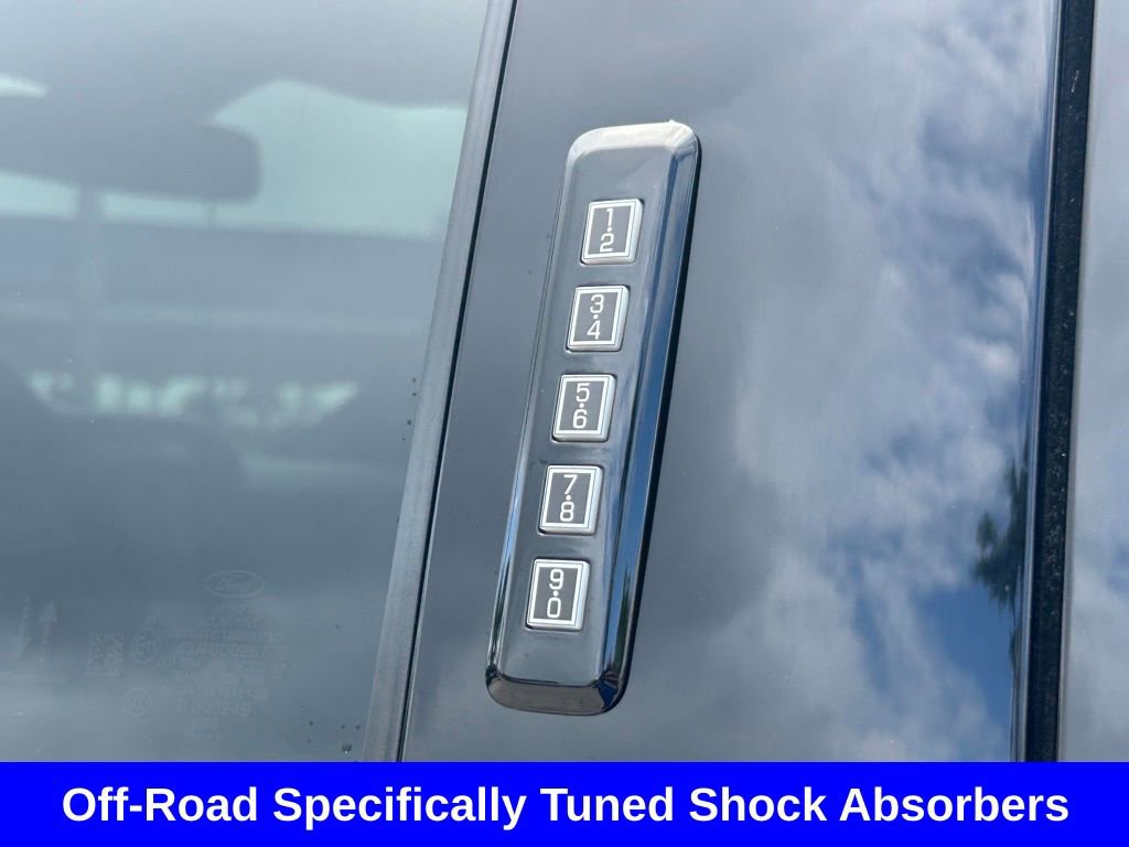 Used 2023 Ford F450 Platinum w/ FX4 Off-Road Package image 17