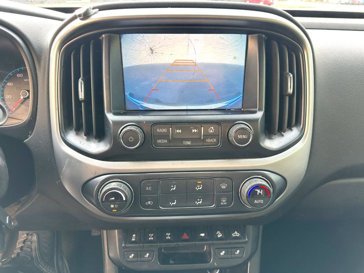 Used 2017 Chevrolet Colorado ZR2 w/ LPO, Premium Interior Package AWD/4WD image 15