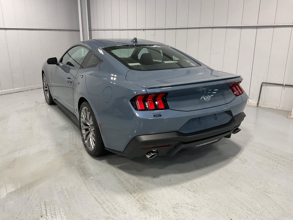 Used 2024 Ford Mustang Premium RWD image 6