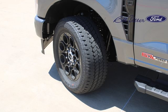 New 2026 Ford F350 Lariat w/ Black Appearance Package AWD/4WD image 5