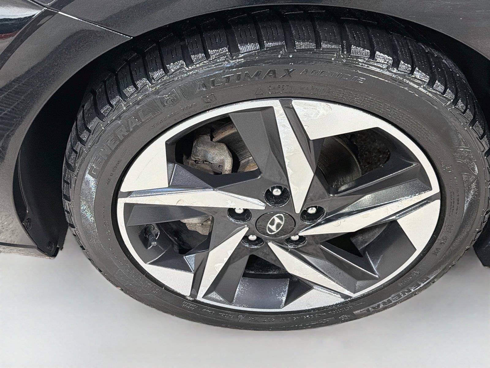 Used 2021 Hyundai Elantra SEL w/ Convenience + Premium Package FWD image 28