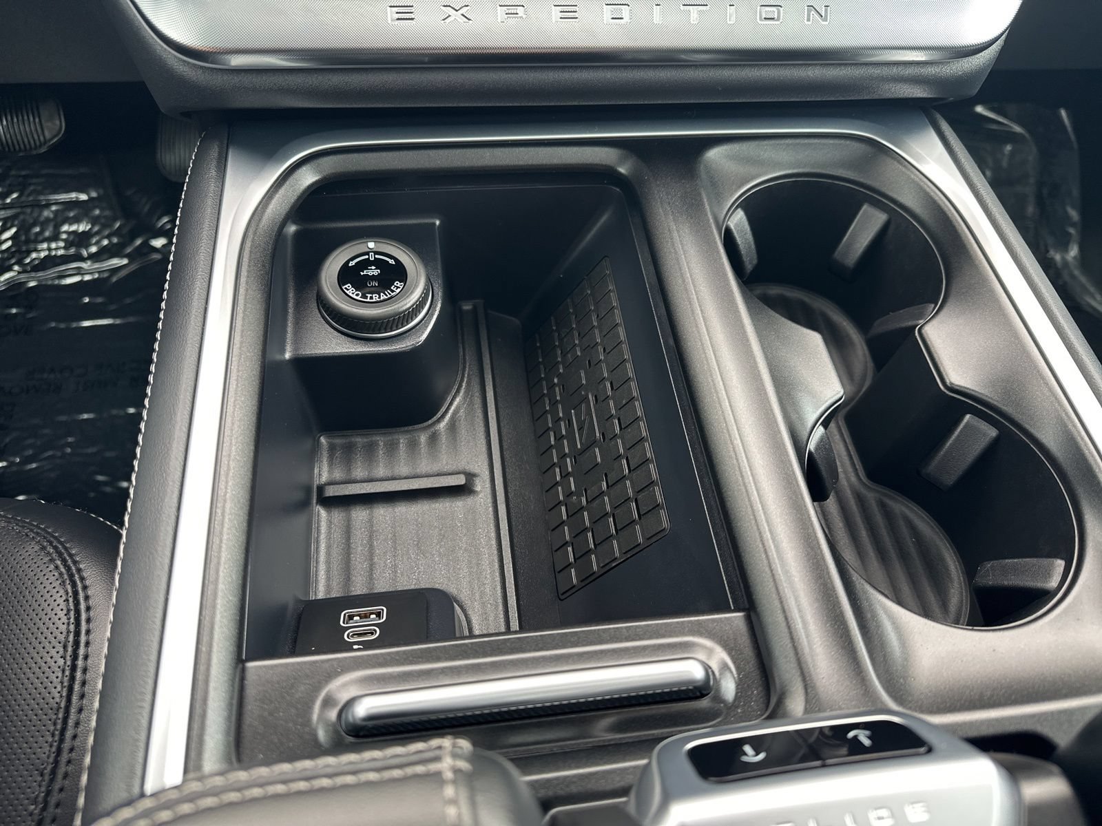 Used 2025 Ford Expedition Max Platinum AWD/4WD image 72