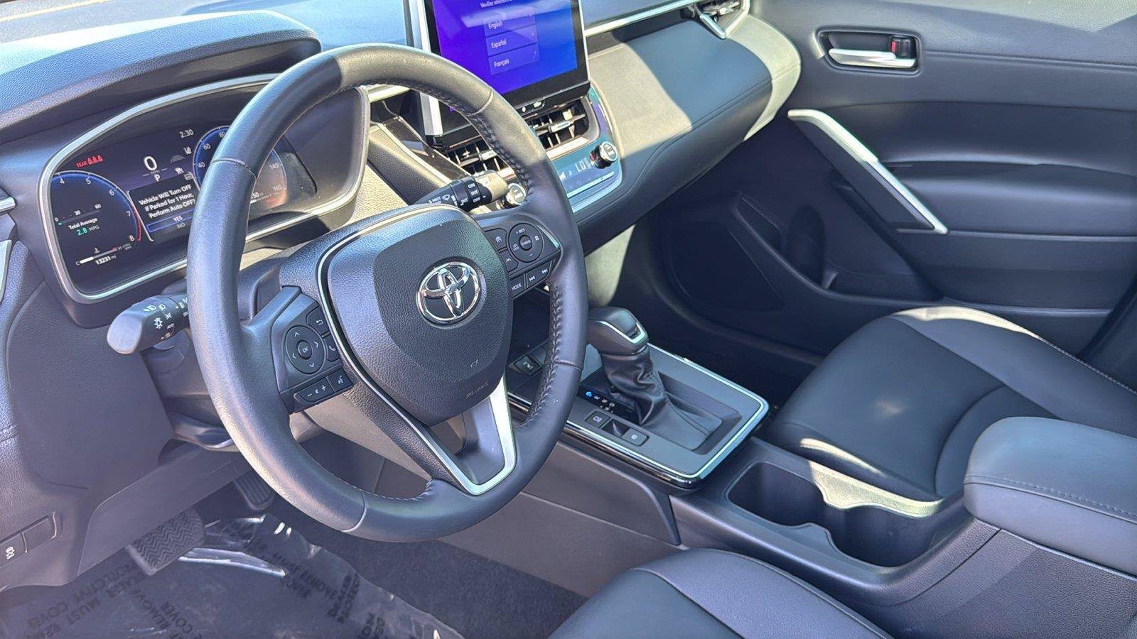 Used 2026 Toyota Corolla Cross XLE w/ Convenience Package FWD image 25