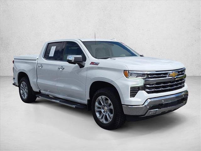Used 2025 Chevrolet Silverado 1500 LTZ AWD/4WD image 3