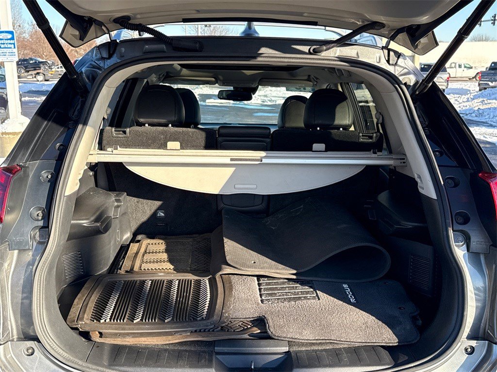 Used 2019 Nissan Rogue SL w/ Premium Package image 14
