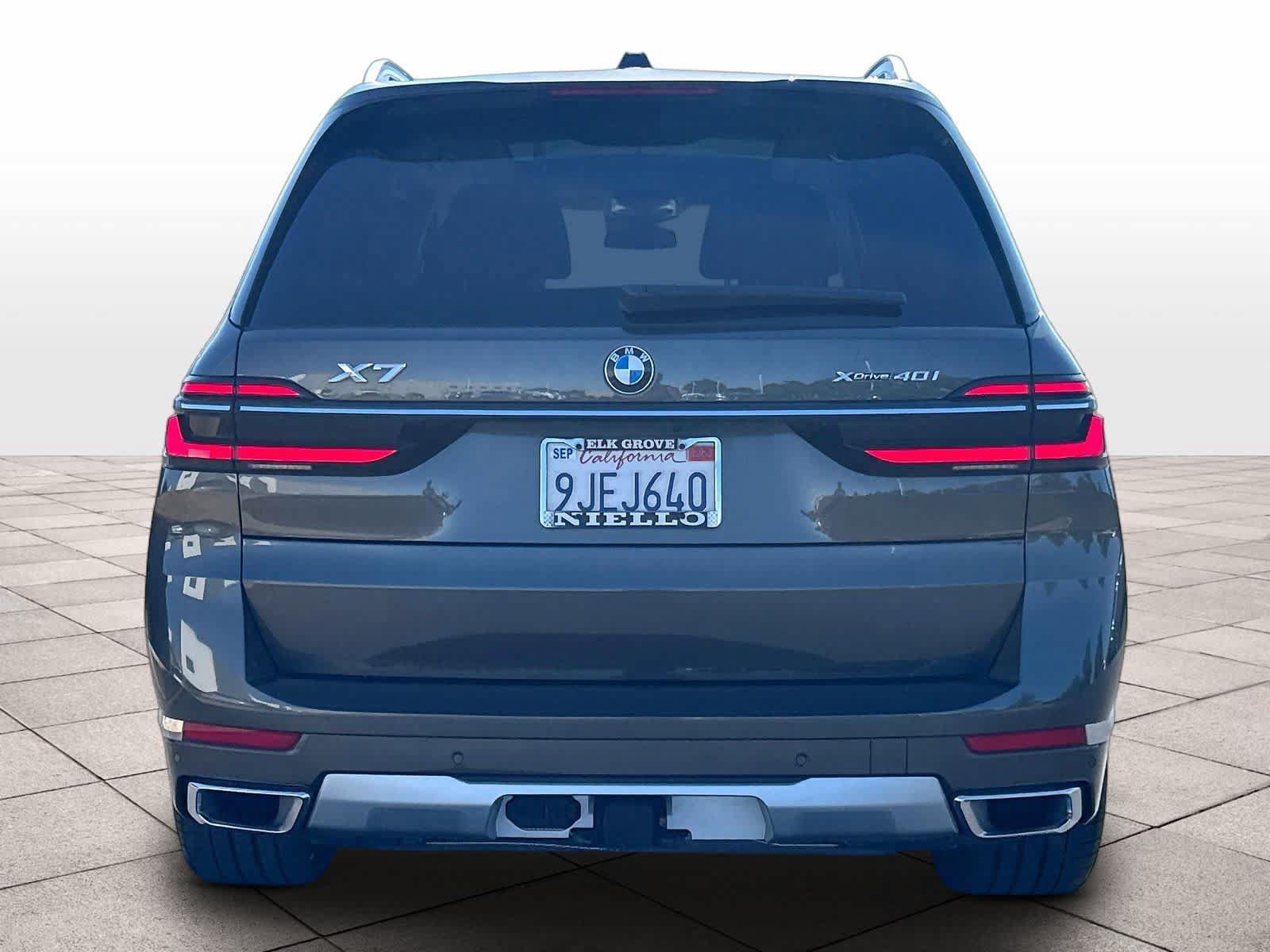 Certified 2024 BMW X7 xDrive40i AWD/4WD image 8