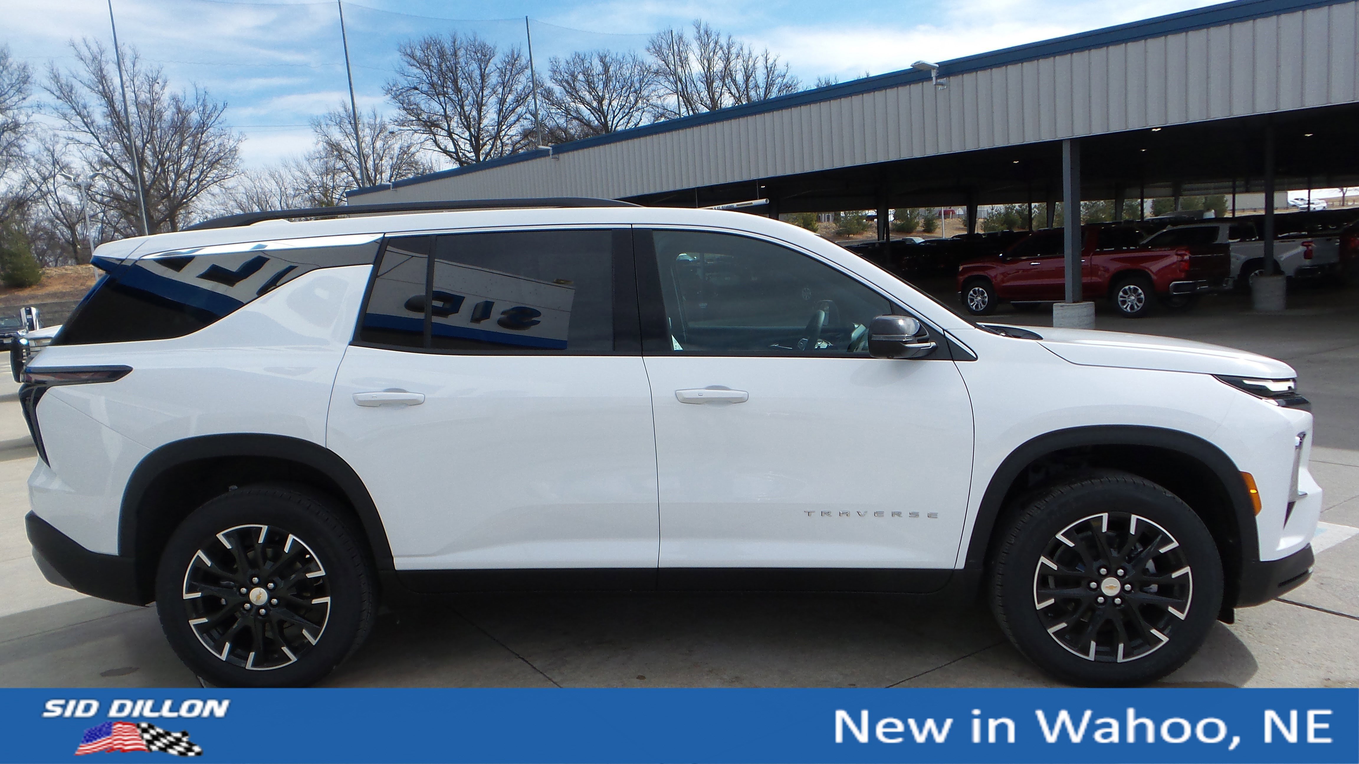 New 2026 Chevrolet Traverse LT w/ Sun and Wheel Package image 6