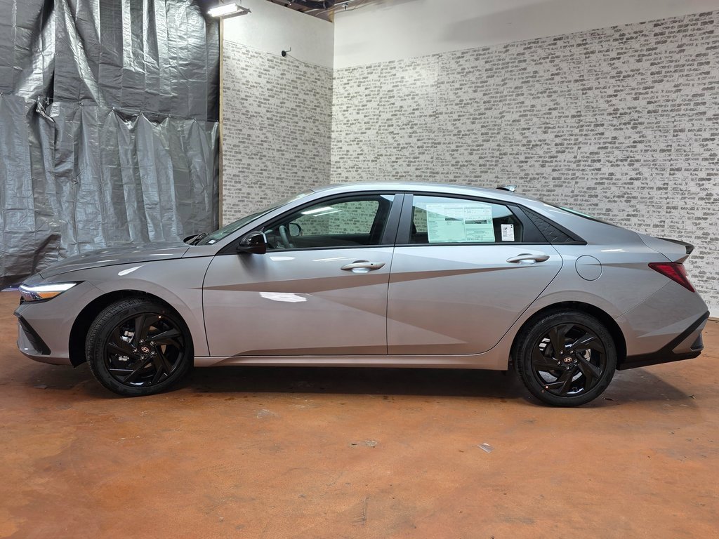 New 2026 Hyundai Elantra Sport image 5