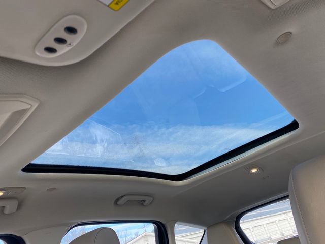 Used 2013 Ford C-MAX SEL image 28