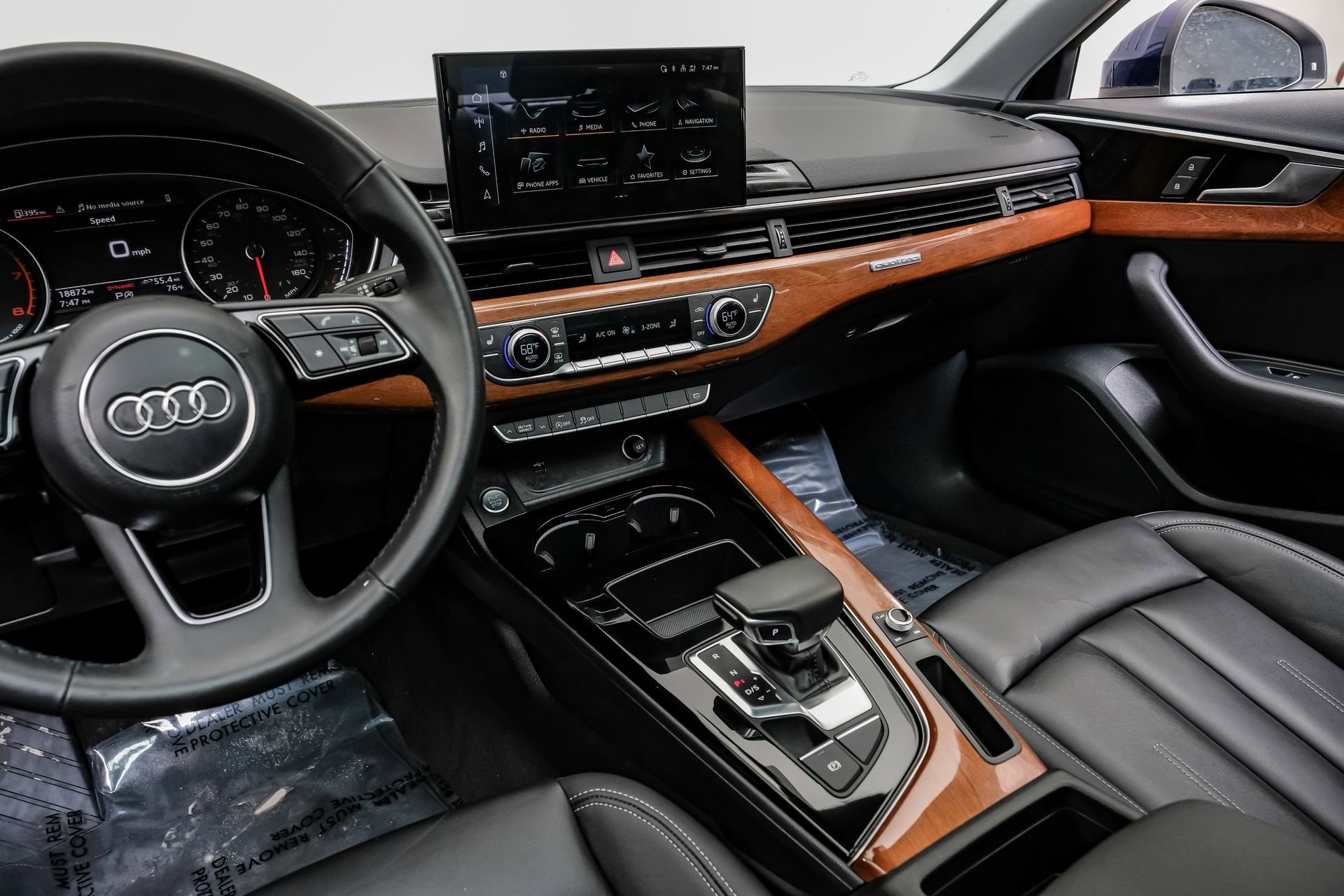 Used 2022 Audi A4 2.0T Premium image 29
