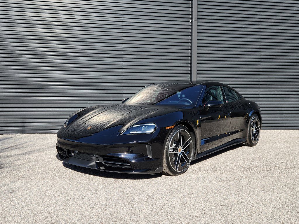 New 2026 Porsche Taycan GTS image 1